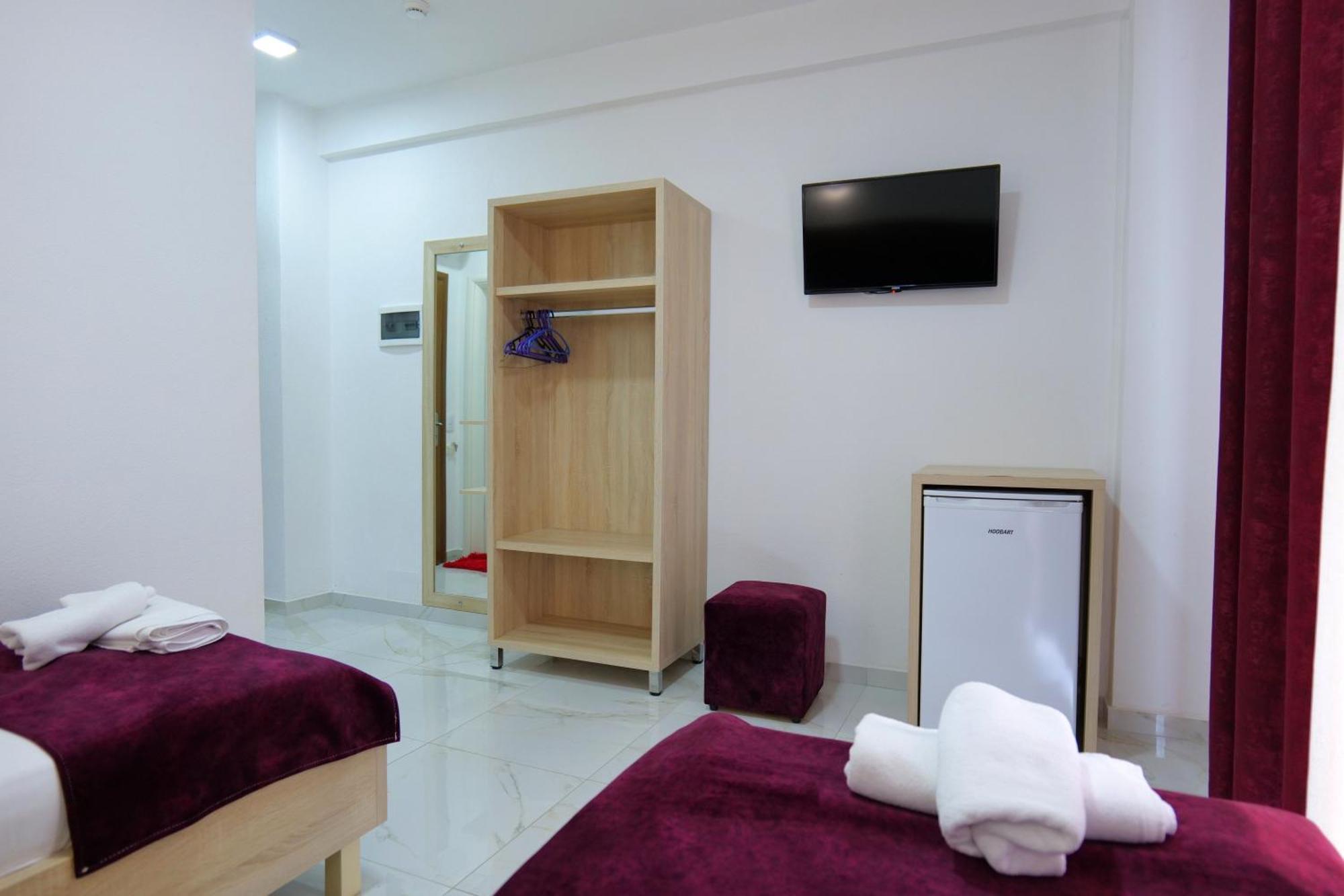 Hotel Vathi Ksamil Bagian luar foto