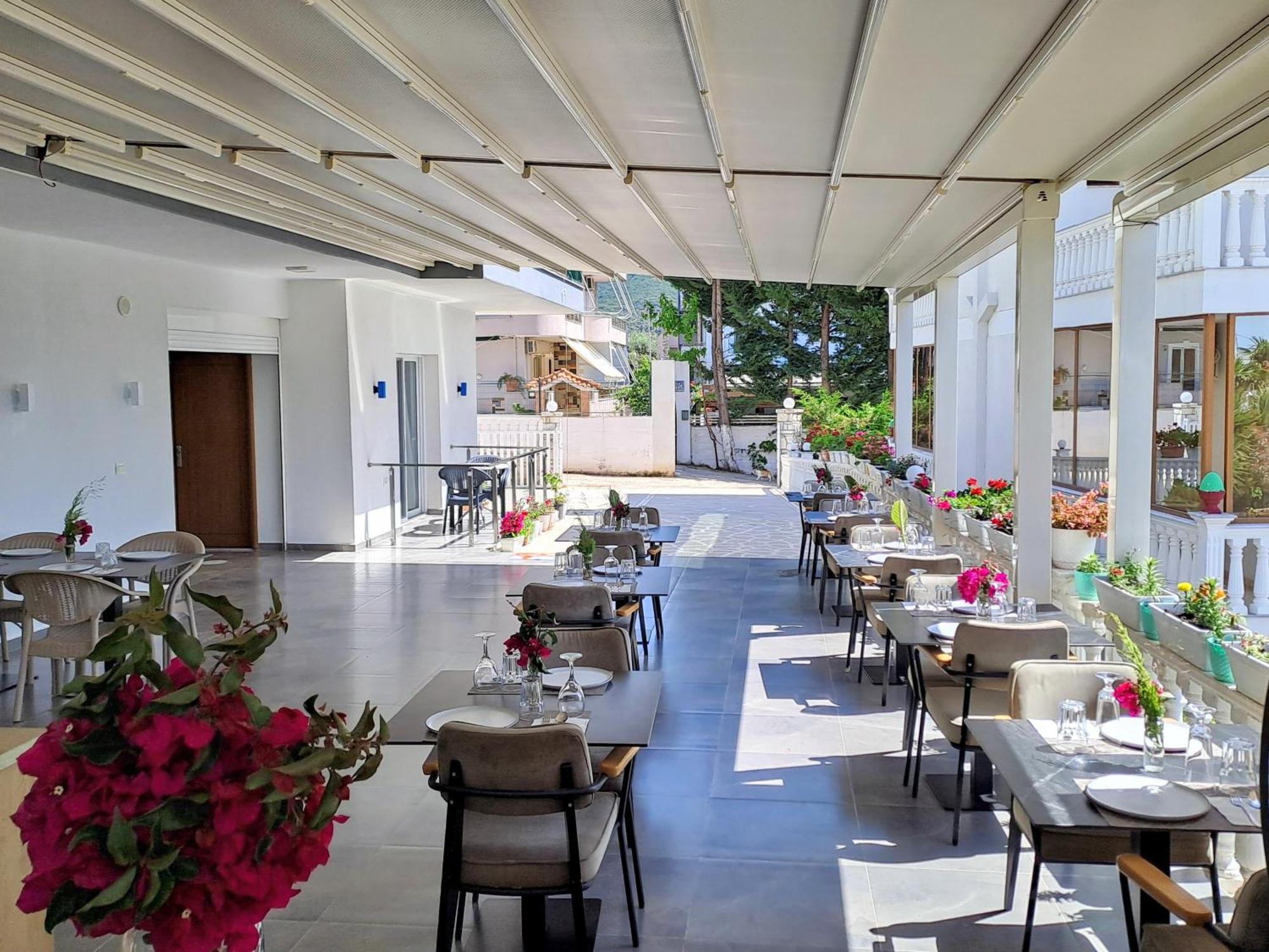 Hotel Vathi Ksamil Bagian luar foto