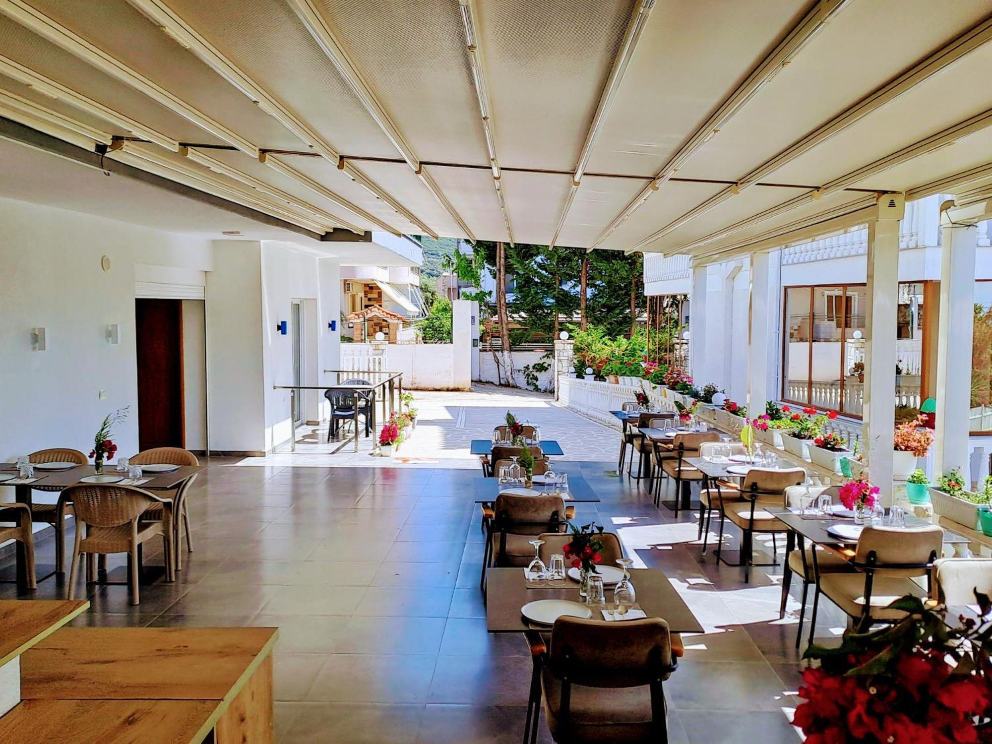 Hotel Vathi Ksamil Bagian luar foto